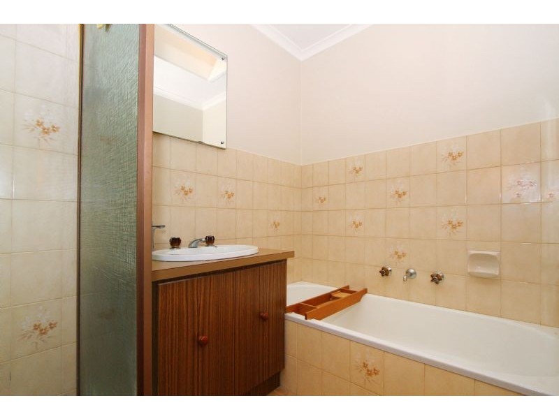 1/25 Pickett Street, Reservoir VIC 3073
