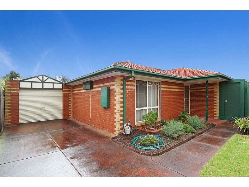 3/18D Purinuan Road, Reservoir VIC 3073
