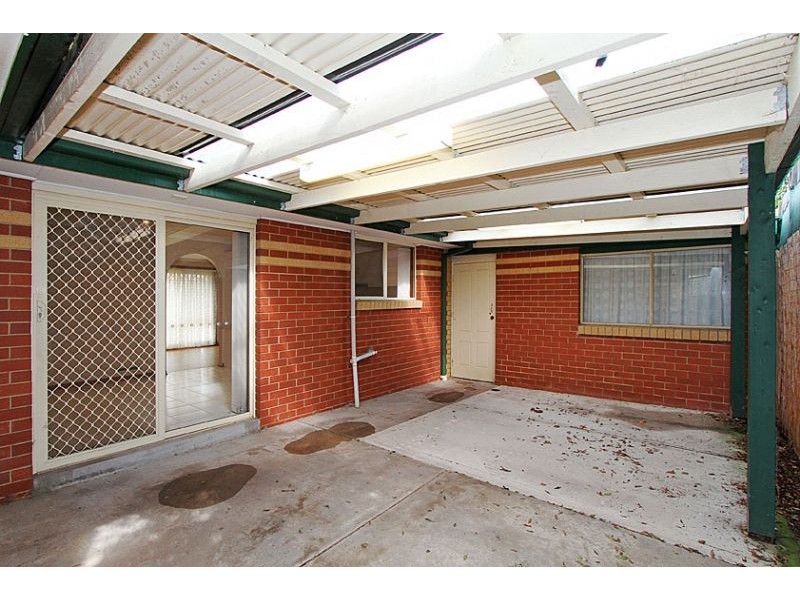 3/18D Purinuan Road, Reservoir VIC 3073