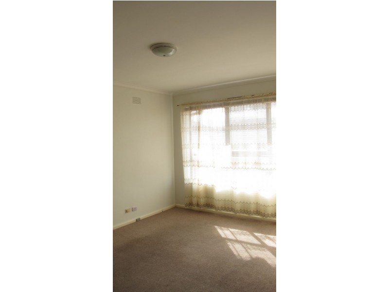 6/72 Kingwilliam Street, Reservoir VIC 3073