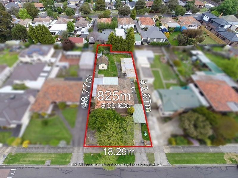 33 Crookston Road, Reservoir VIC 3073