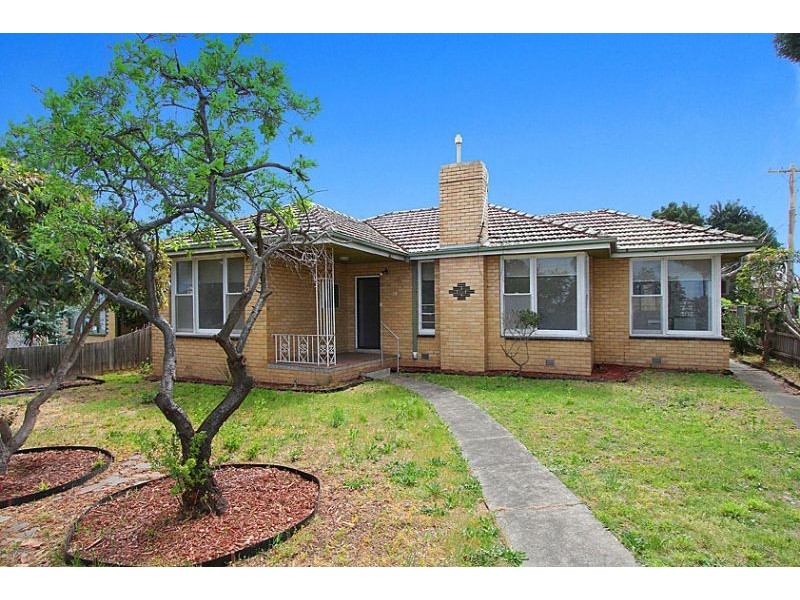 28 Gellibrand Crescent, Reservoir VIC 3073