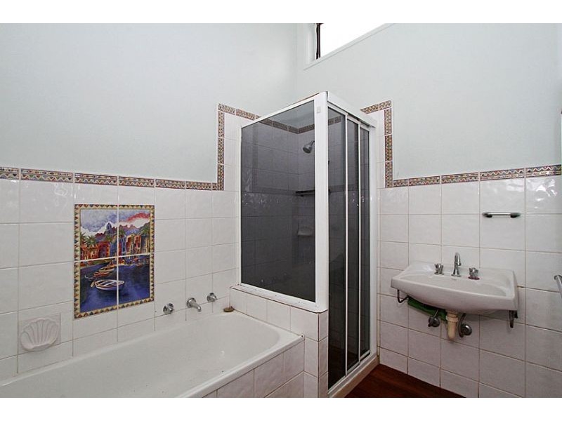 4/1039 High Street, Reservoir VIC 3073