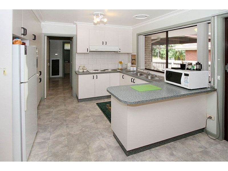 15 Rathcown Road, Reservoir VIC 3073