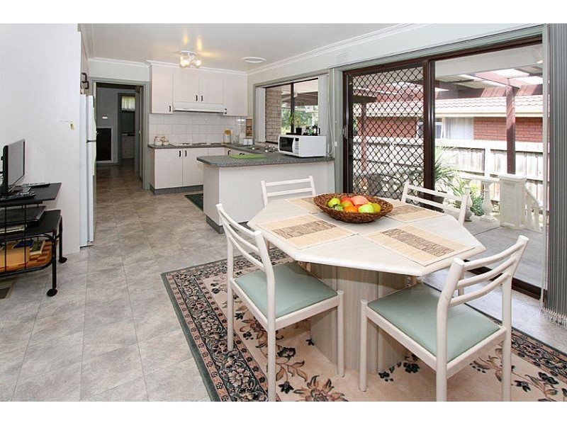 15 Rathcown Road, Reservoir VIC 3073
