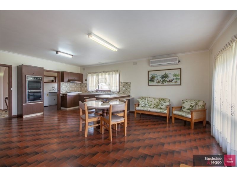 5 Mackenzie Street, Reservoir VIC 3073