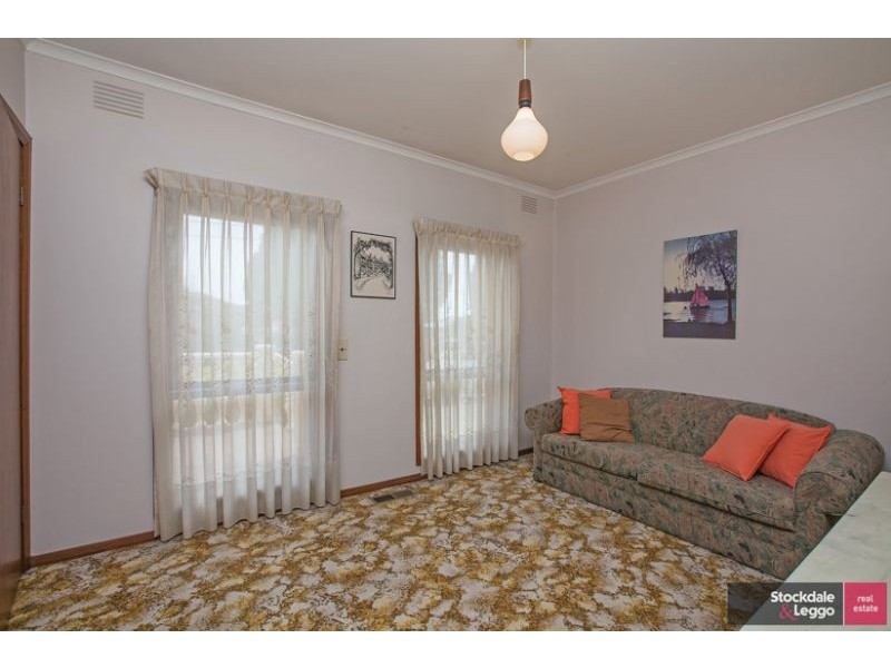 5 Mackenzie Street, Reservoir VIC 3073