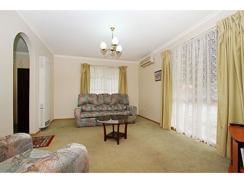 7/6-8 Cleeland Street, Reservoir VIC 3073