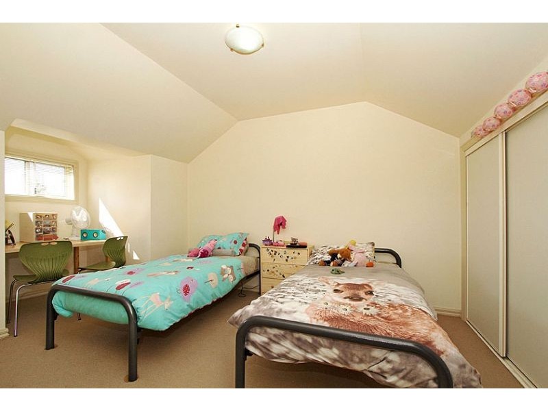 1/20 Doolan Street, Reservoir VIC 3073