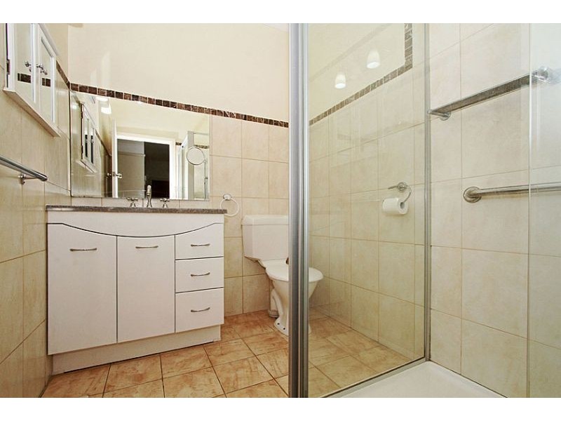 1/9 Cool Street, Reservoir VIC 3073