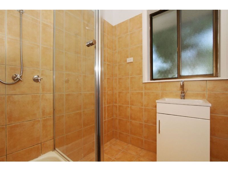 10 Fordham Road, Reservoir VIC 3073