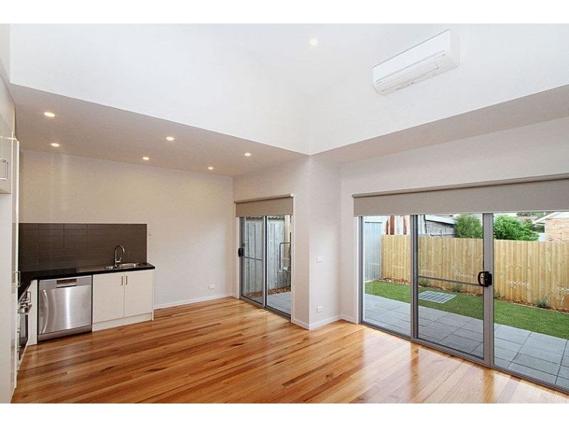 7/86 Royal Parade, Reservoir VIC 3073