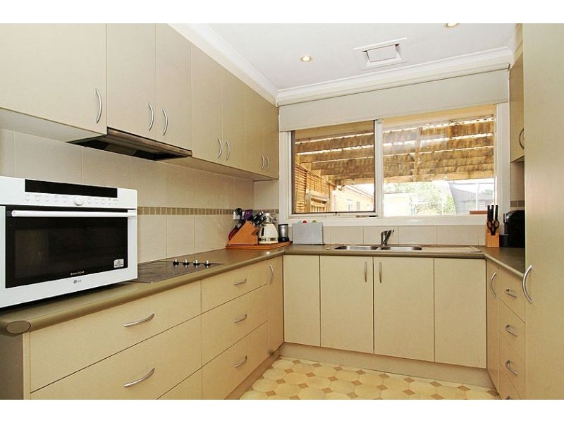 59 Dumbarton Street, Reservoir VIC 3073