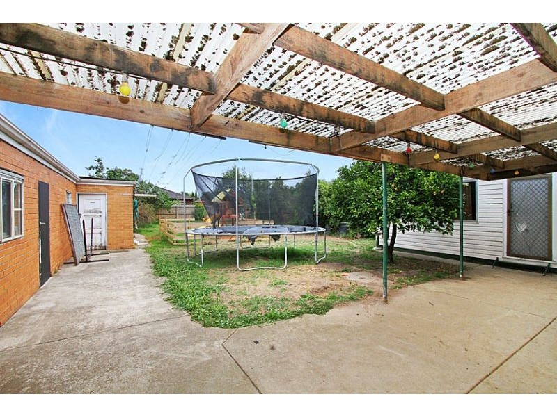 59 Dumbarton Street, Reservoir VIC 3073