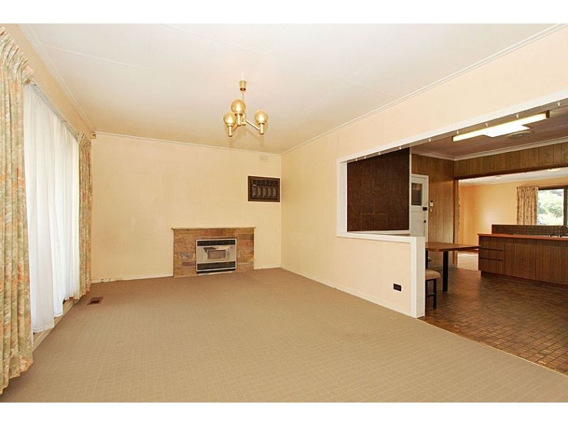 57 Yarra Avenue, Reservoir VIC 3073