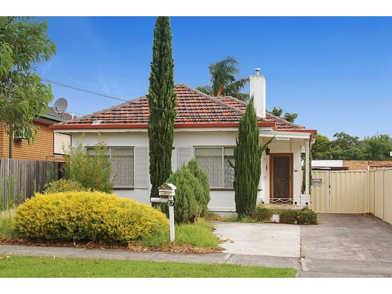 87 Barton Street, Reservoir VIC 3073
