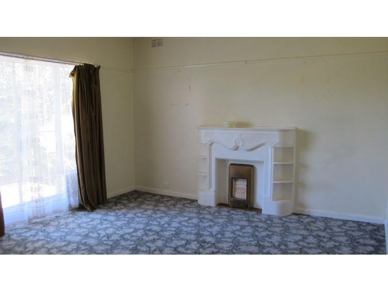 75 Cheddar Road, Reservoir VIC 3073