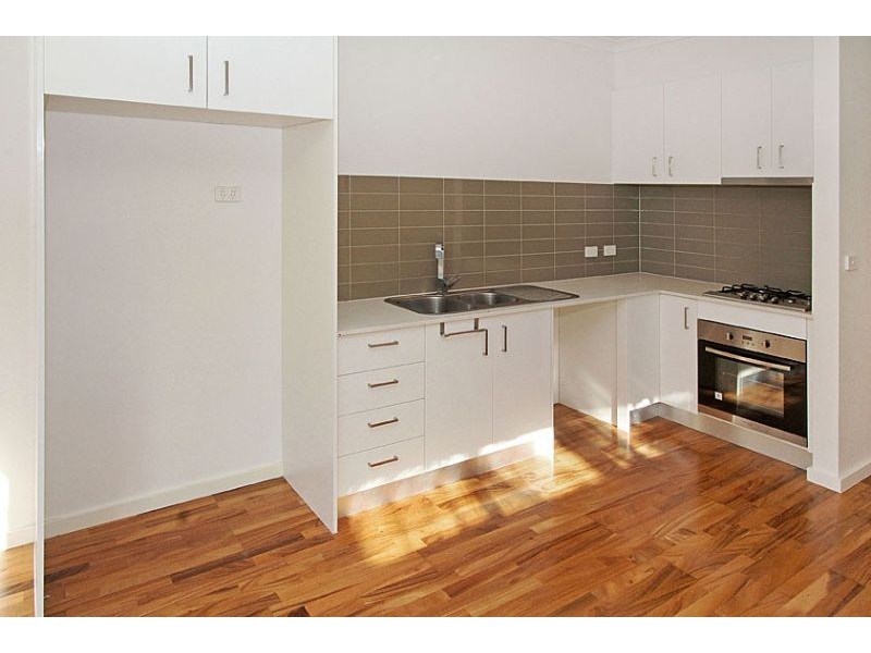 3/134 McMahon Road, Reservoir VIC 3073