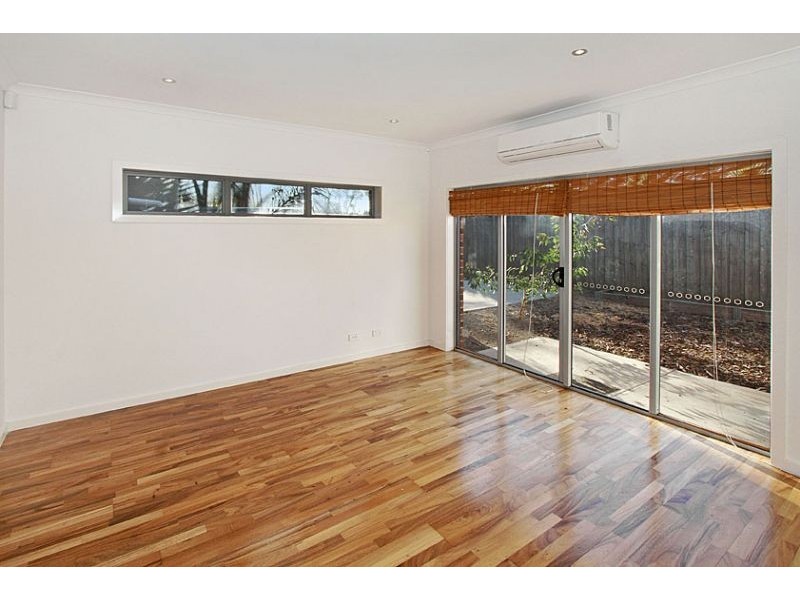 3/134 McMahon Road, Reservoir VIC 3073