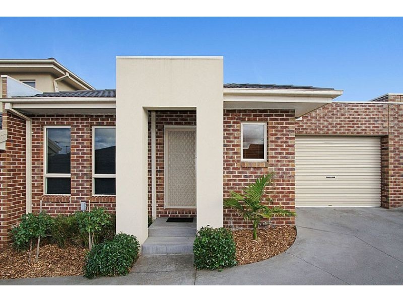 3/94 Purinuan Road, Reservoir VIC 3073