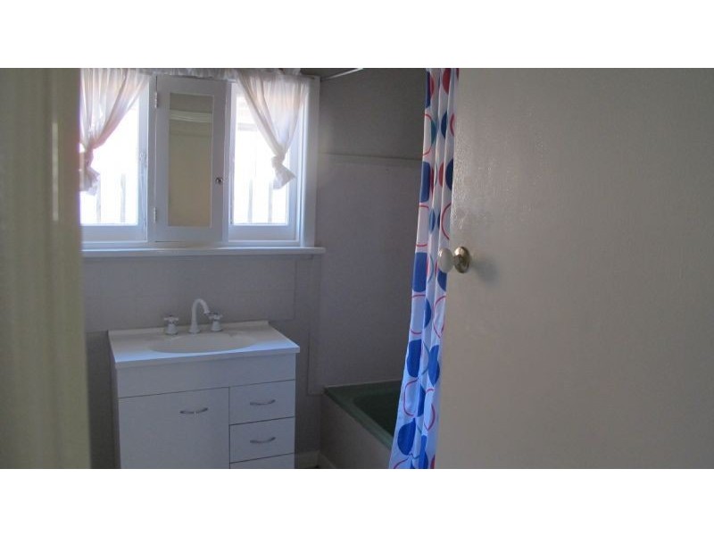 13 Best Street, Reservoir VIC 3073