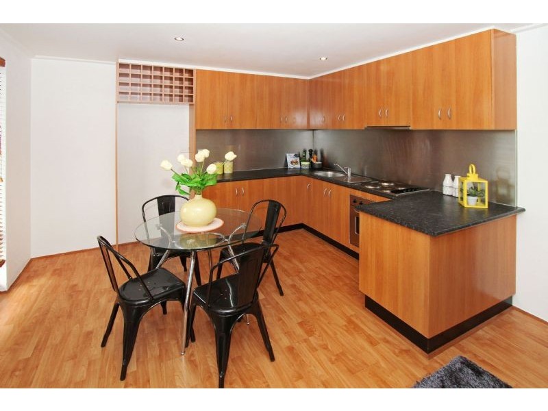 10/194 Purinuan Road, Reservoir VIC 3073