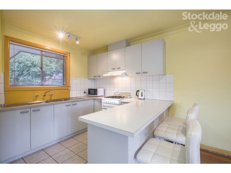 2/11 Johnson Street, Reservoir VIC 3073