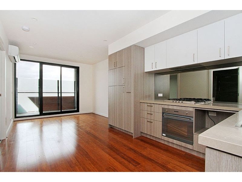 201/14-18 Gilbert Road, Reservoir VIC 3073