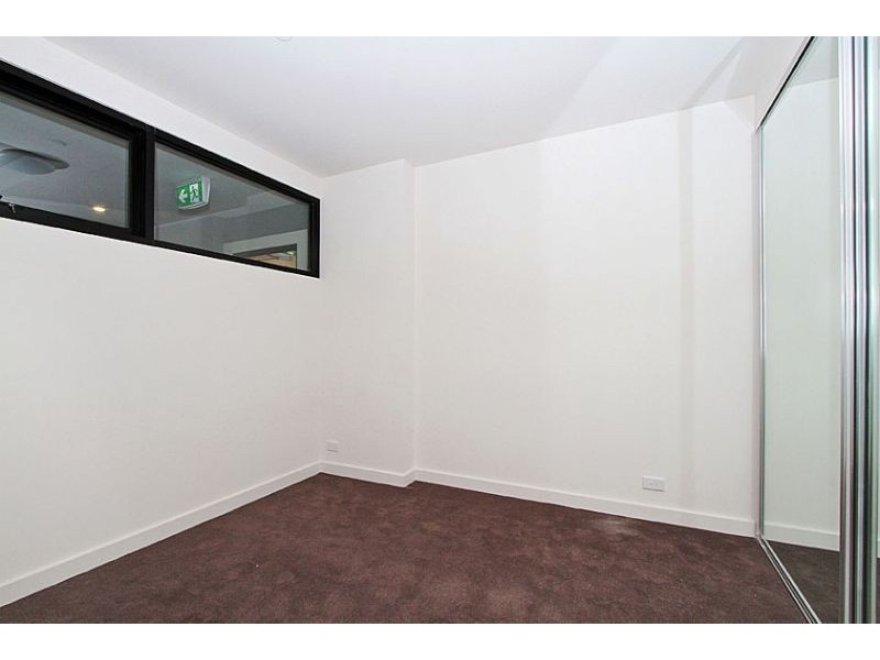 201/14-18 Gilbert Road, Reservoir VIC 3073