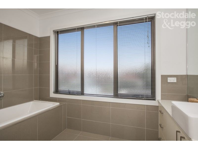 1/20 – 22 Cormac Street, Preston VIC 3072