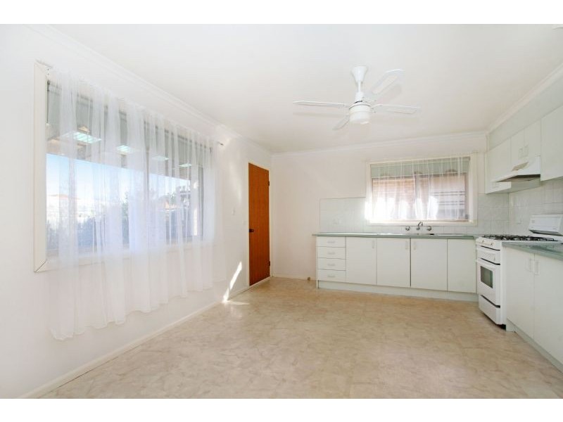 11 Alexander Avenue, Thomastown VIC 3074