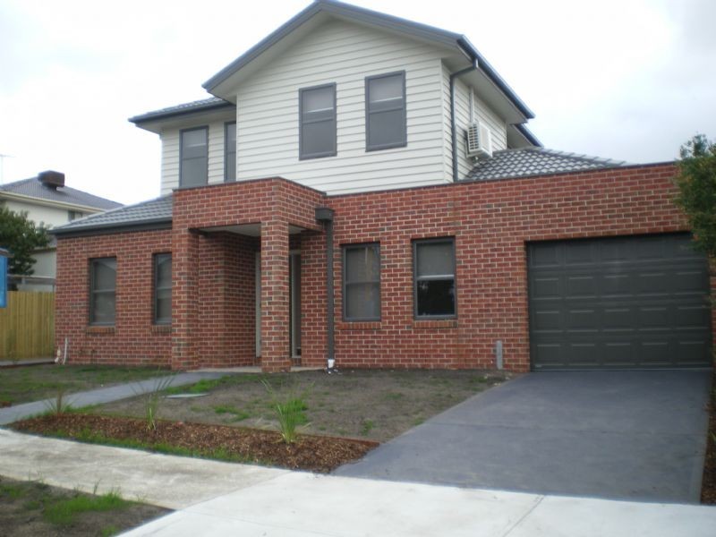 Unit 1/24 Manoel Avenue, Reservoir VIC 3073