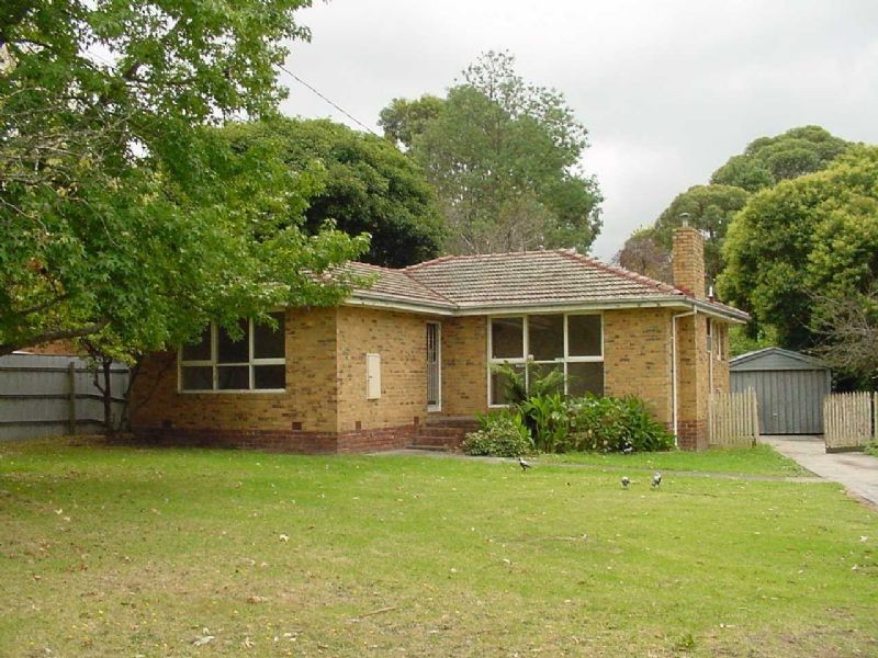 8 Lockwoods Road, Boronia VIC 3155