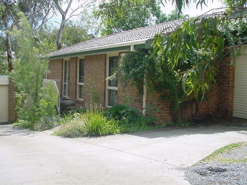 2/51 GREENHILL ROAD, Bayswater North VIC 3153