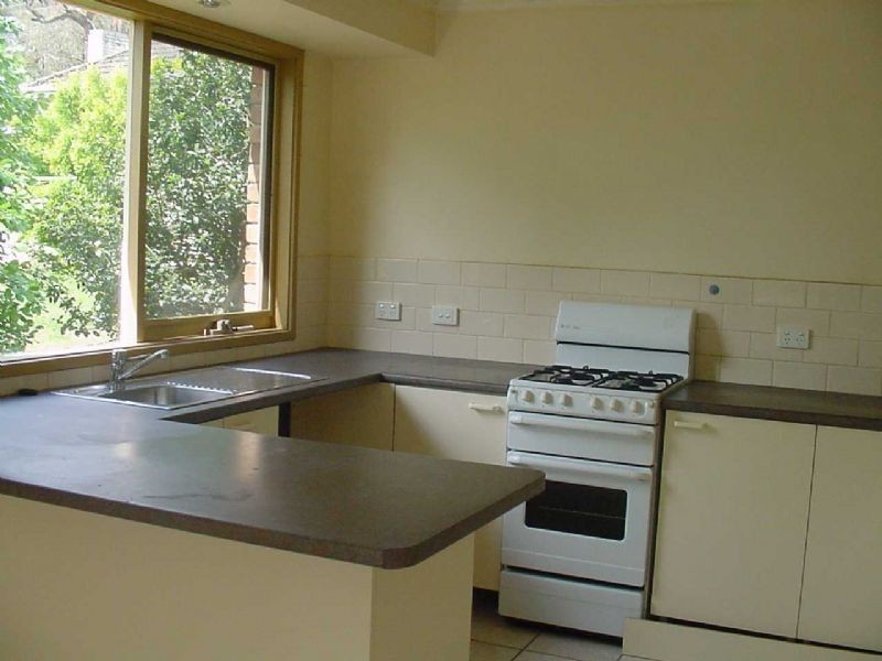 2/51 GREENHILL ROAD, Bayswater North VIC 3153