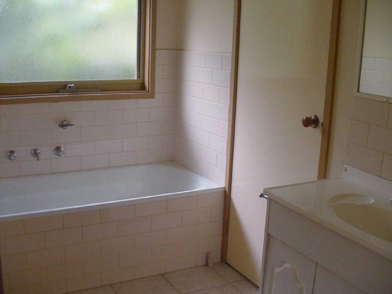 2/51 GREENHILL ROAD, Bayswater North VIC 3153