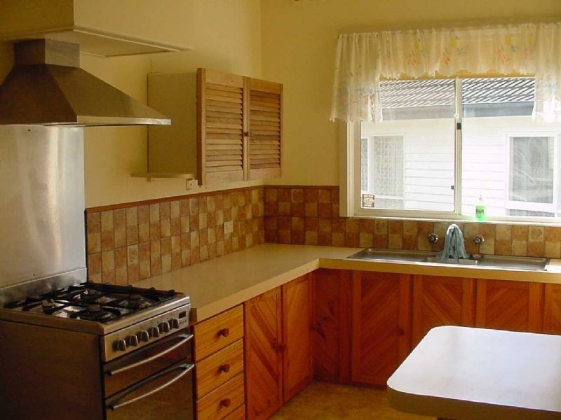 75 SCORESBY ROAD, Bayswater VIC 3153