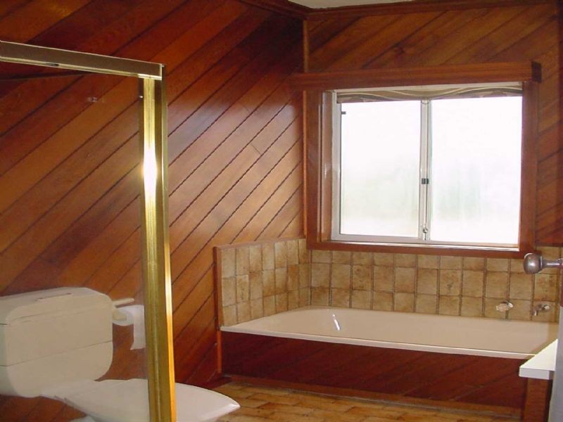 75 SCORESBY ROAD, Bayswater VIC 3153