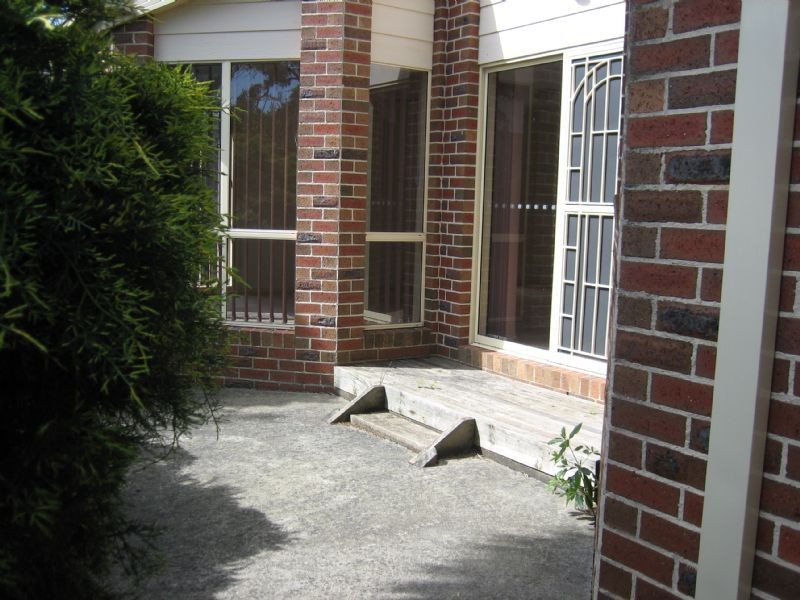 2/25 BAMBURY STREET, Boronia VIC 3155