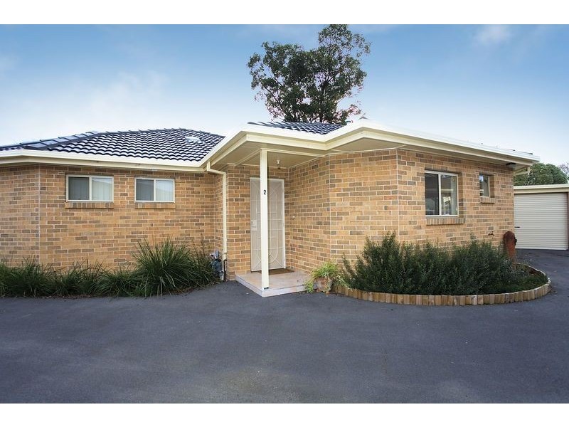 2/37 farnham Road, Bayswater VIC 3153
