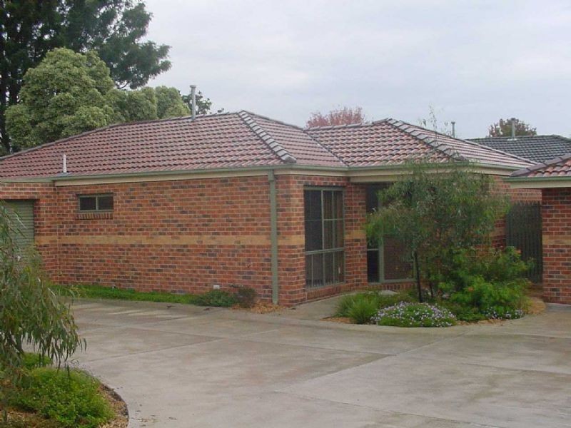 3/21 FARNHAM ROAD, Bayswater VIC 3153