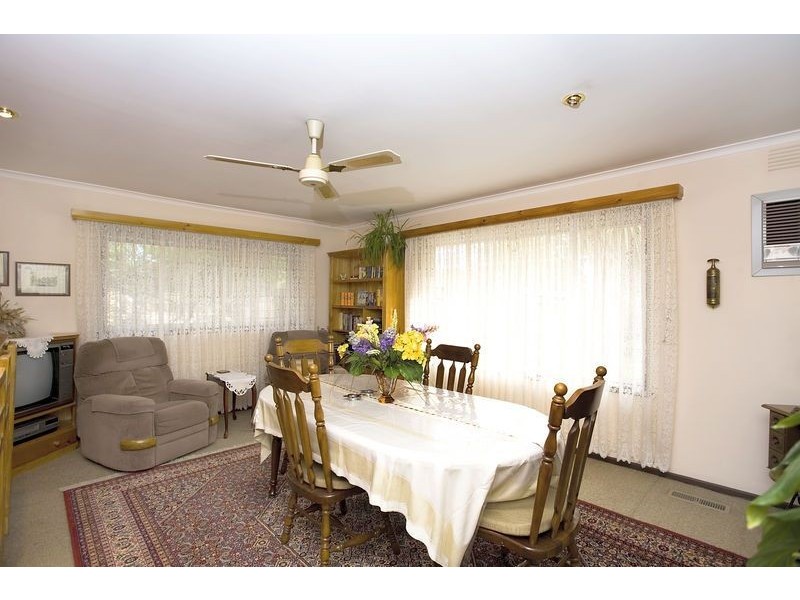 26 Larne Avenue, Bayswater VIC 3153