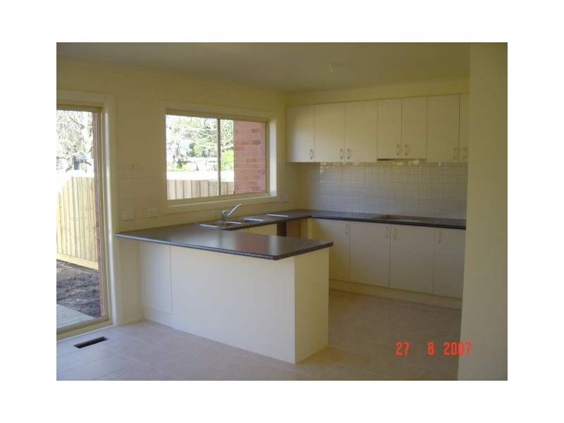 5/88-90 Liverpool Road, Kilsyth VIC 3137