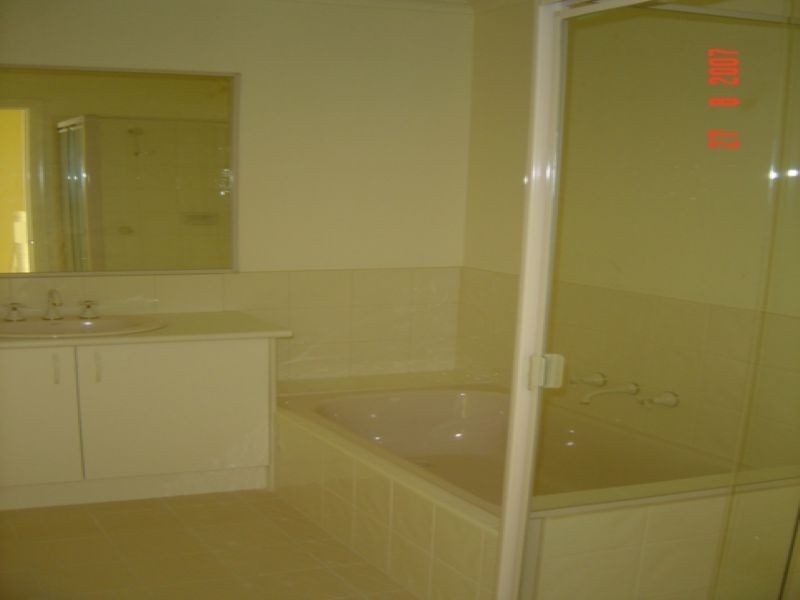 5/88-90 Liverpool Road, Kilsyth VIC 3137