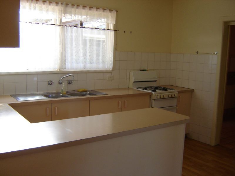 16 COOLIBAH CRESCENT, Bayswater VIC 3153