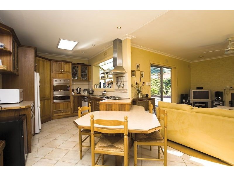 32 Bona Vista Road, Bayswater VIC 3153