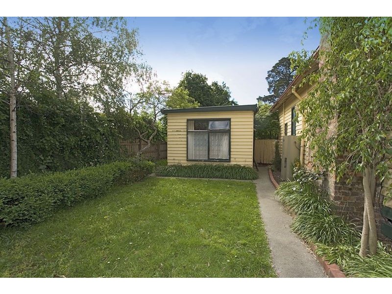 1 HAMILTON ROAD, Bayswater VIC 3153