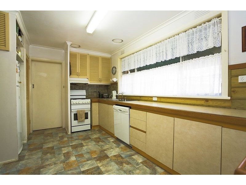 27 Orchard Road, Bayswater VIC 3153