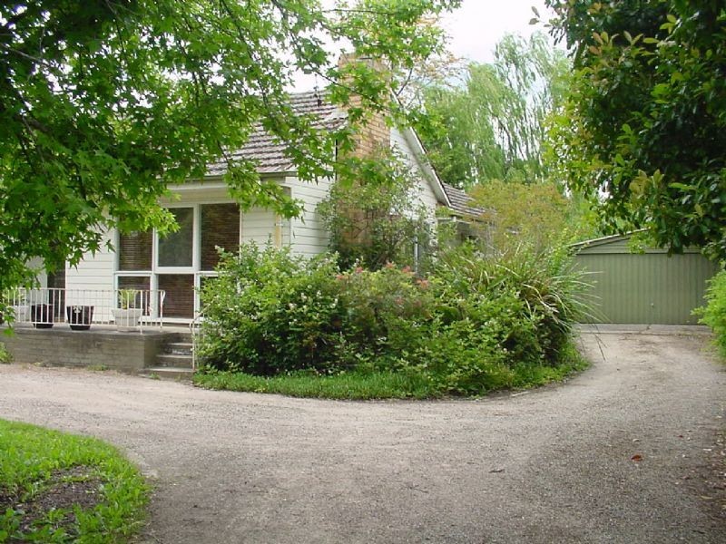 20 DURHAM ROAD, Kilsyth VIC 3137