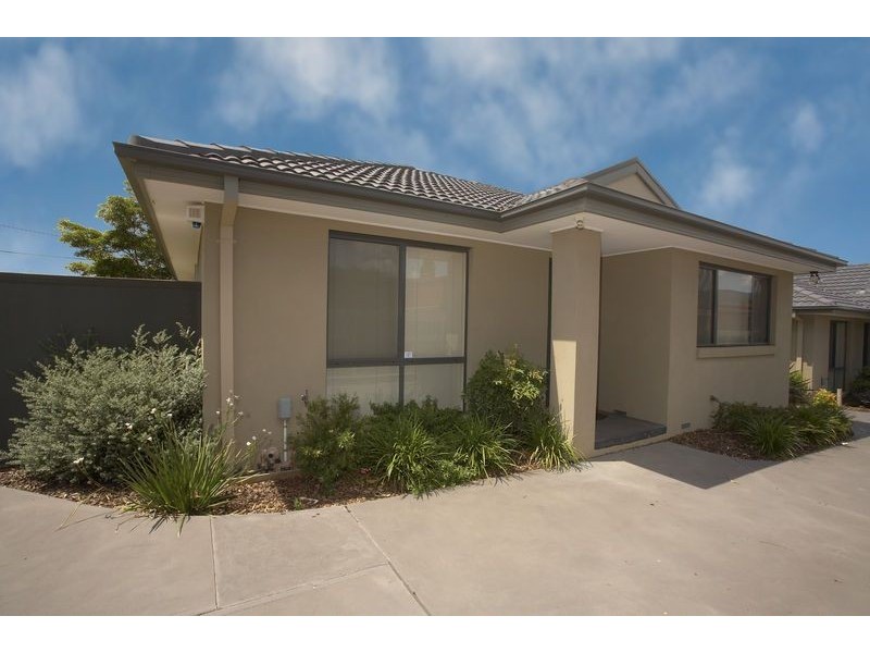 1/69 Scoresby Road, Bayswater VIC 3153
